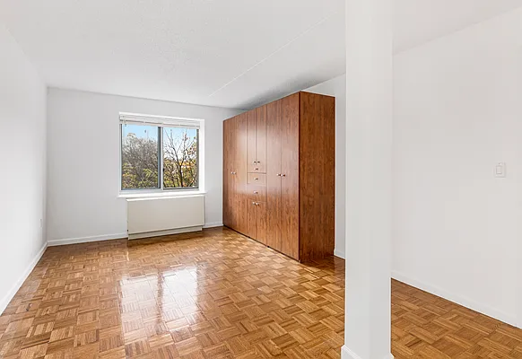 Rented by Brown Harris Stevens | media 5