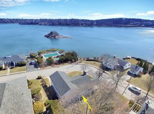 18 Fairview Rd, Salem, MA 01970