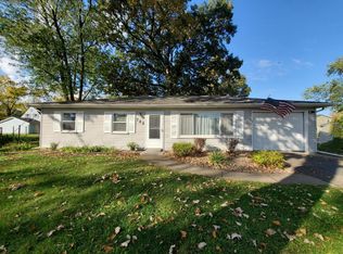 722 Fremont Rd, Valparaiso, IN 46385