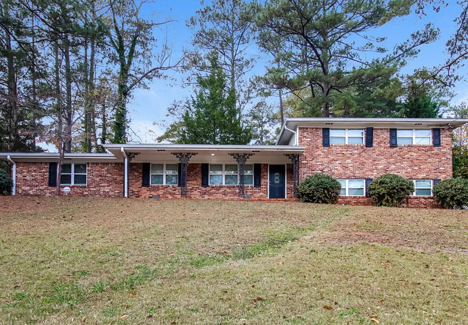 2753 Rainbow Forest Dr