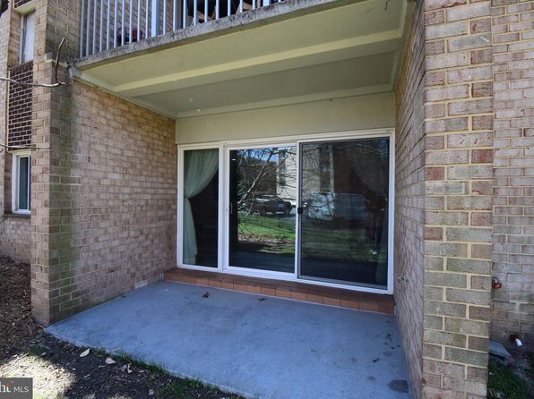 2907 Charing Cross Rd #9/3, Falls Church, VA 22042