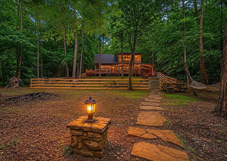 1st image of 73 Horizon Ln