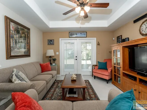 10 Doral Dr, Laguna Vista, TX 78578