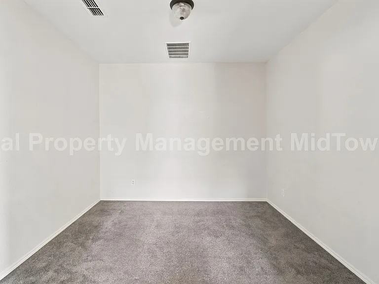 12620 Summerwood Dr — Photo 5