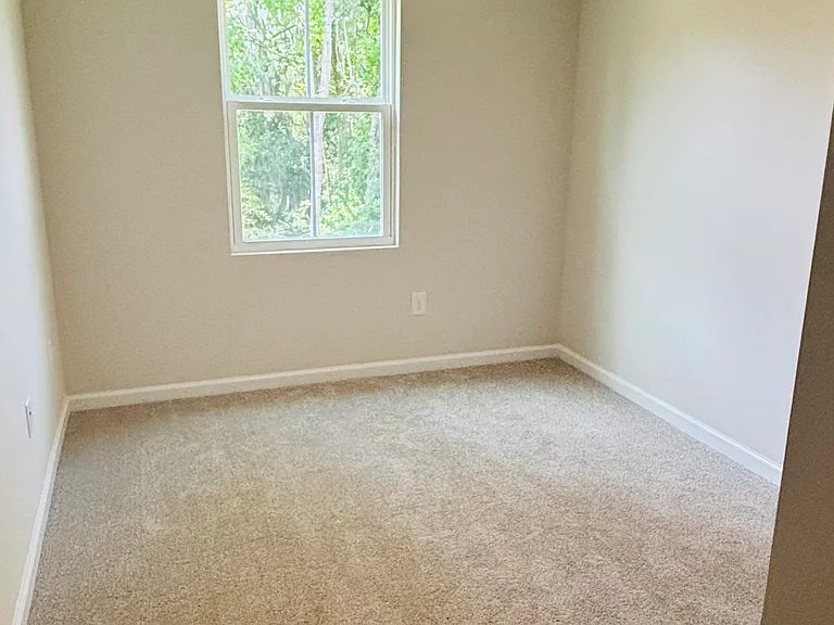 367 Myrtle Meadows Dr — Photo 6