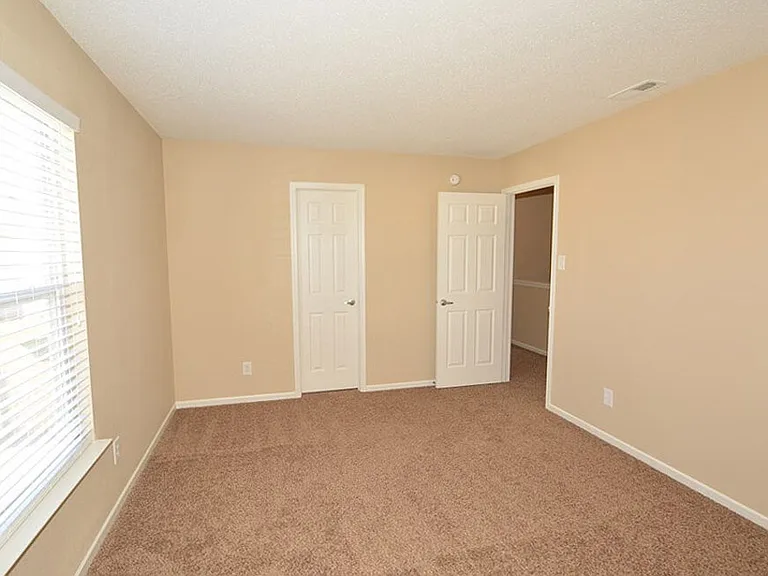 10916 Firefly Ct — Photo 23