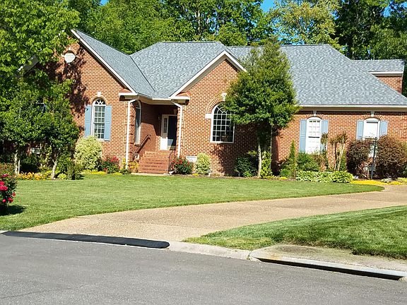 3rd image of 5837 Ascot Glen Dr