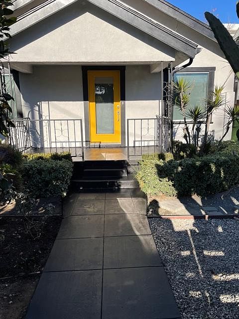 1st image of 3421 Plata St