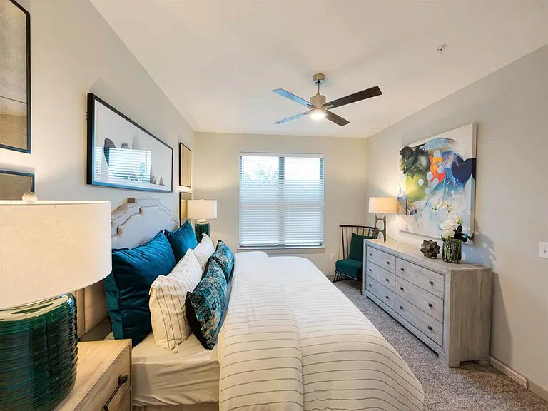 The Pointe at Valley Ranch Town Center — Photo 7