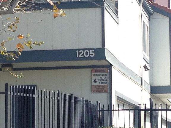 2nd image of 1205 S Palmetto Ave APT G