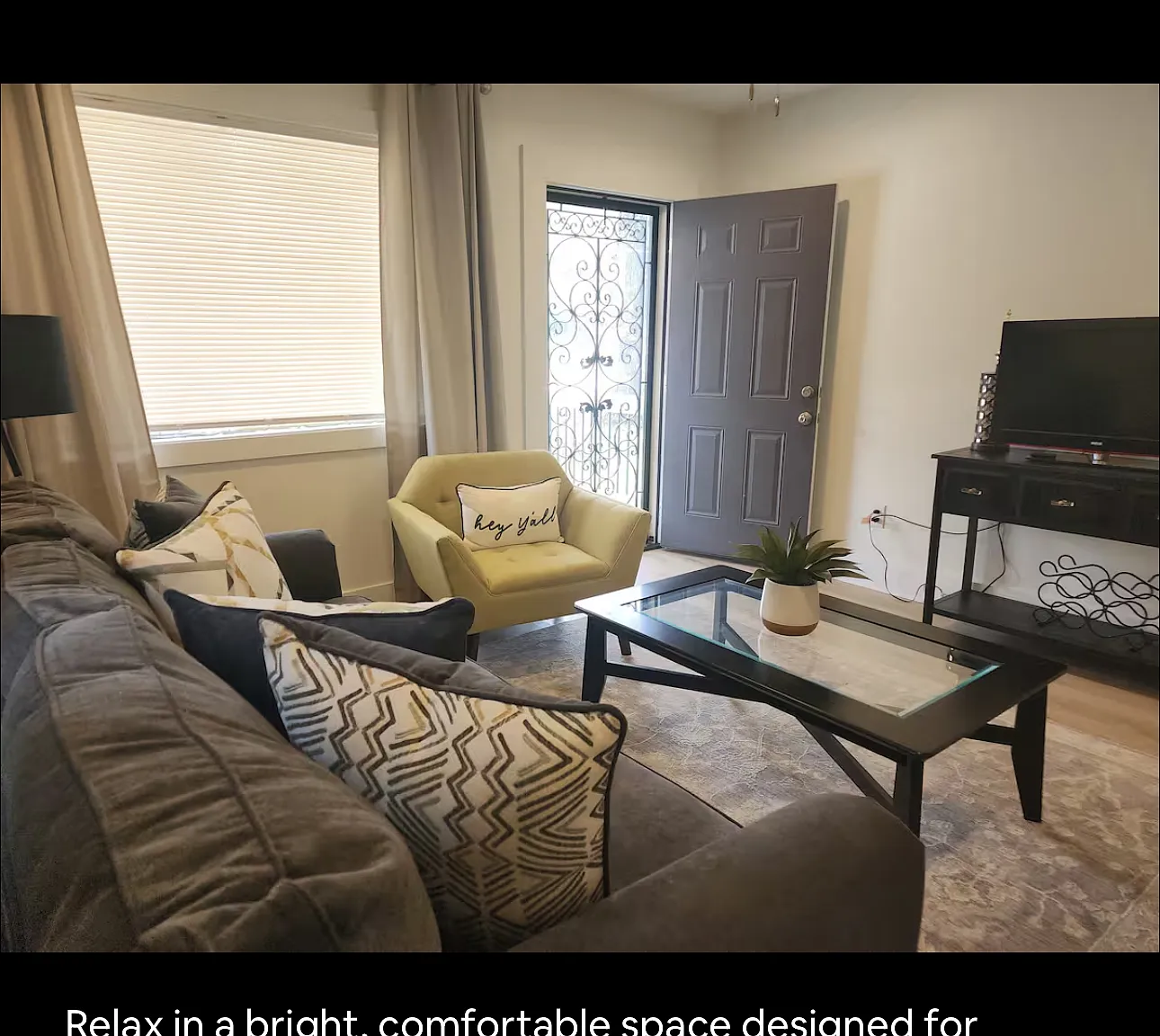 3 bed, 1288 sqft, $2,400 — Photo 3
