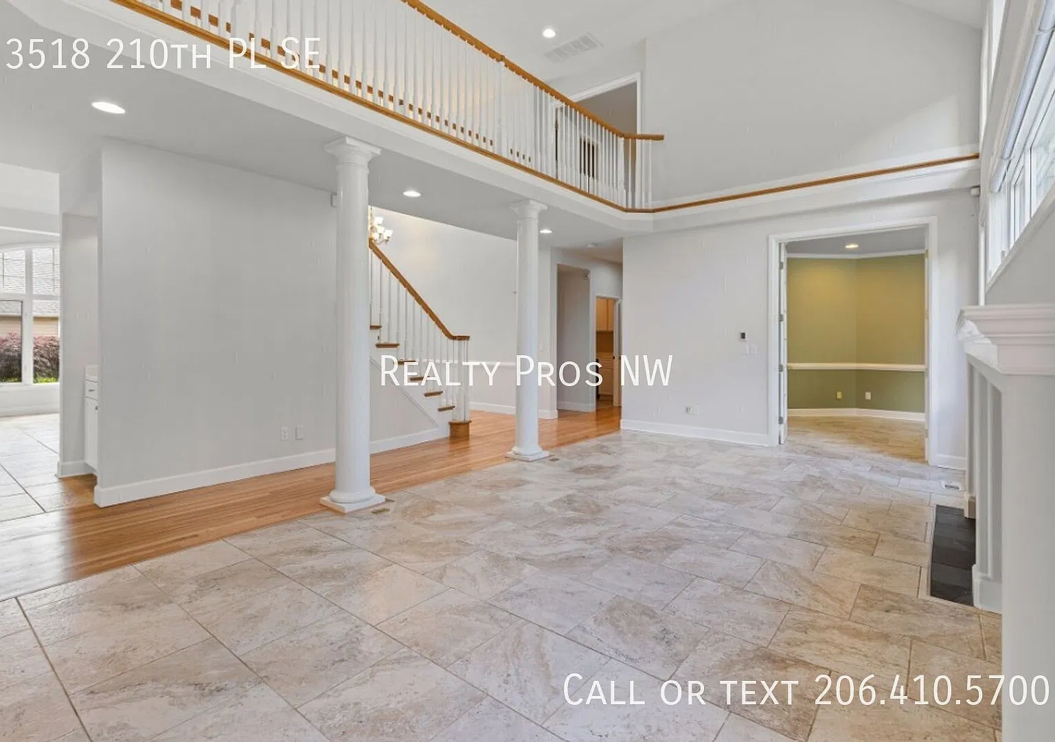 Luxury Windsor Park Home - Main-Floor Primary Suite — Photo 4