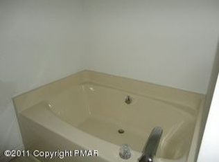 701 Mountain Rd, Albrightsville, PA 18210