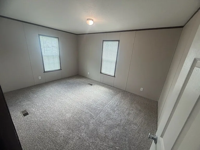 Santa Barbara Estates — Photo 15