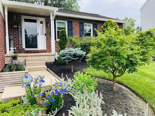 205 Fairway Dr