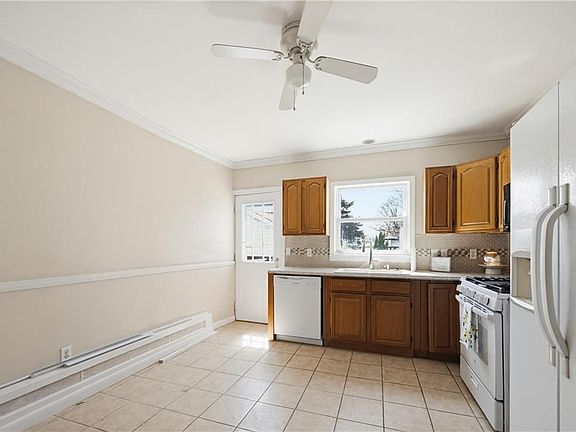 4th image of 525 Willett Ave