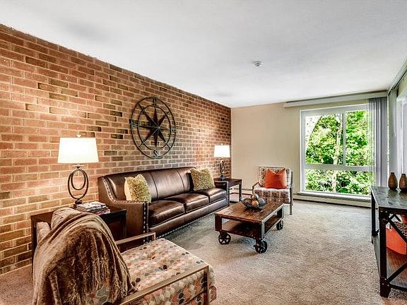 Queen Anne's Gate Apartments