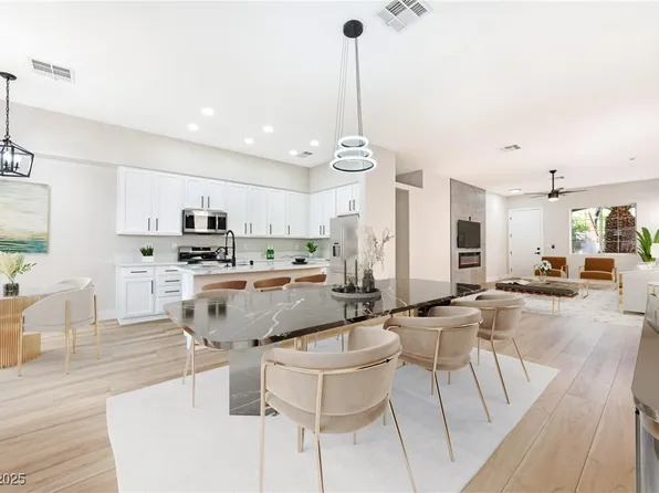 10017 Snow Crest Pl, Las Vegas, NV 89134