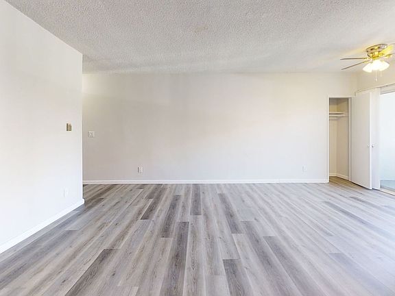 2nd image of 11958 Mayfield Ave APT 4