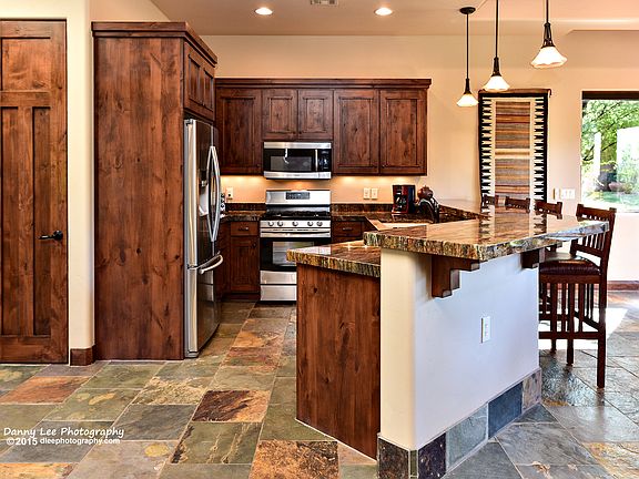 5th image of 2255 N Tuweap Dr Unit 12