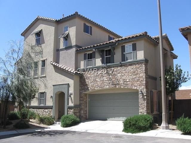 1st image of 10483 Wildflower Gully St