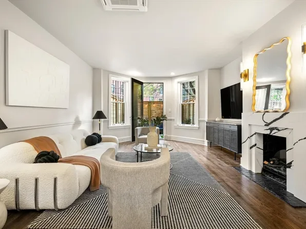 216 Commonwealth Ave Unit 1, Boston, MA 02116