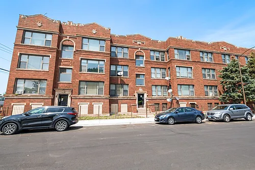 4850-58 S Michigan Ave #70-76 Photo 1