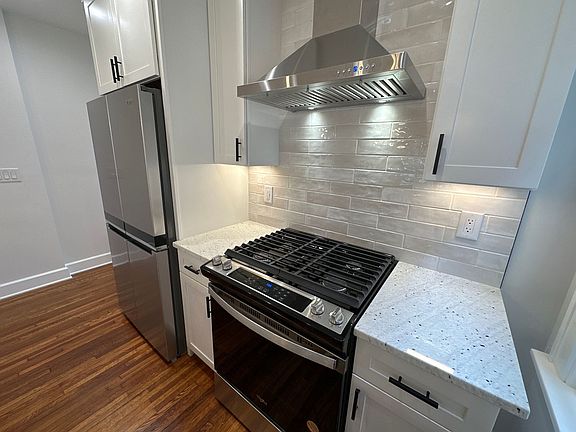 5th image of 431 E 15th Ave #431