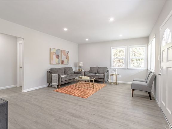 5th image of 6737 Morella Ave