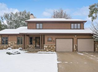 865 Portside Ct, Oshkosh, WI 54901