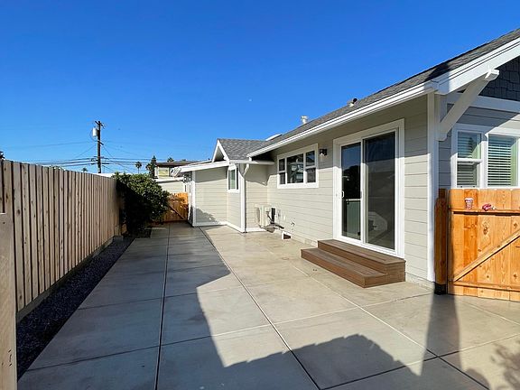 3rd image of 3120 Grim Ave