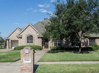 2190 Troon Dr, Alvin, TX 77511