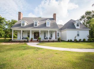 8836 Kailua Pl, Diamondhead, MS 39525