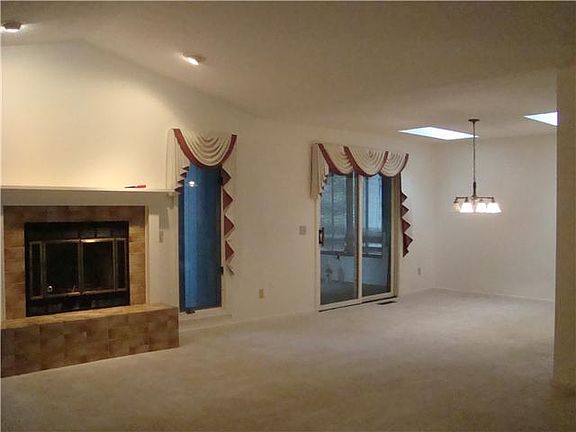 5th image of 4495 Copperhill Dr
