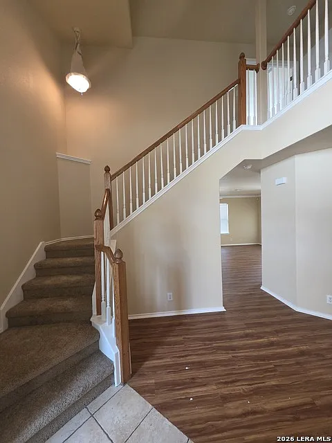 3 bed, 2.5 bath, 2127 sqft, $1,800 — Photo 2