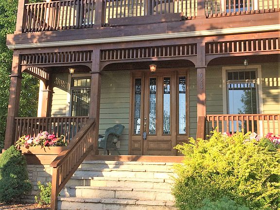 Pavers, masonry, cedar, nice