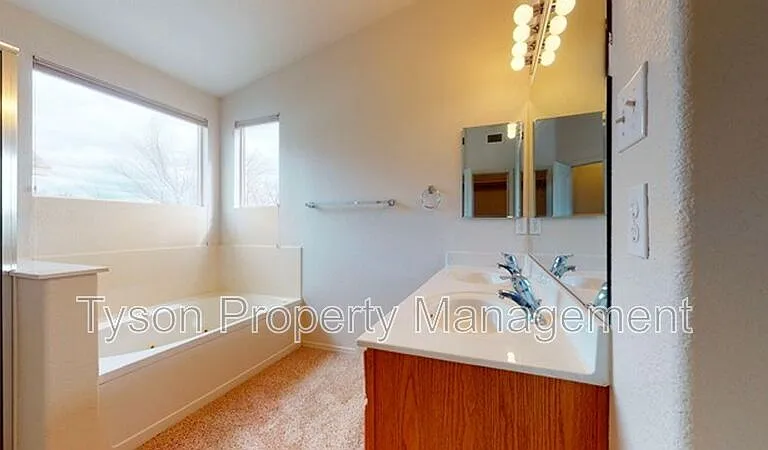 3422 Stony Meadows Cir NE — Photo 16