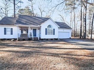 111 Michaelyn Ln, Spring Lake, NC 28390
