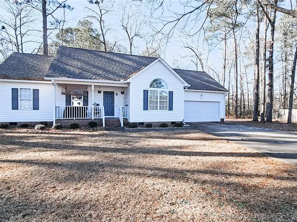 111 Michaelyn Ln, Spring Lake, NC 28390