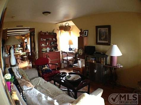 1st floor living room