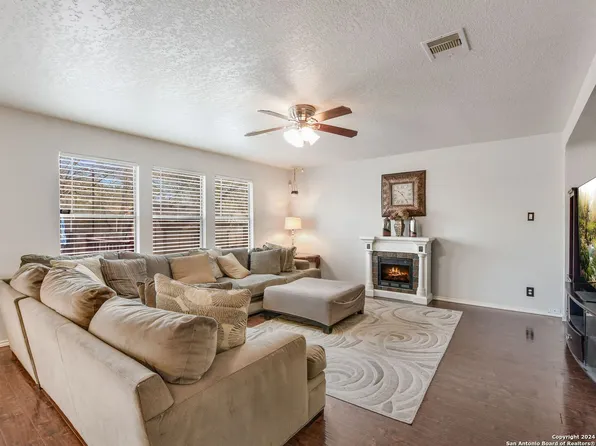11012 CRYSTAL PLAIN, Live Oak, TX 78233