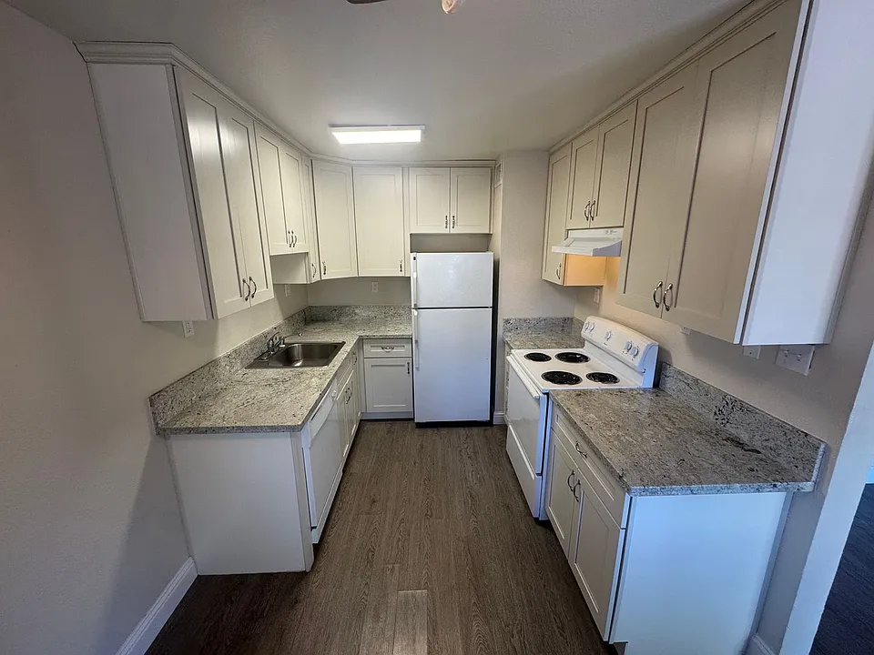 3259 Marshall Way #21
