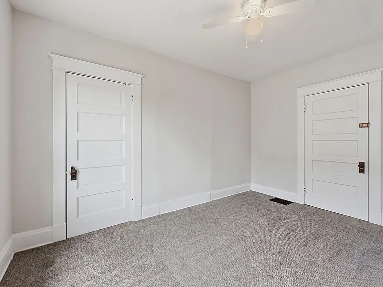 3713 Frances Ave — Photo 36
