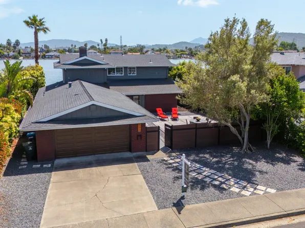 196 Caribe Isle, Novato, CA 94949