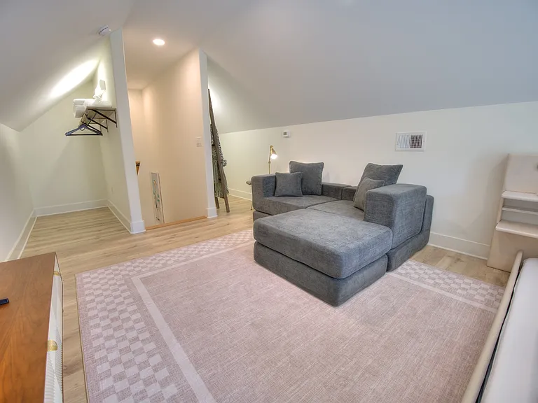 4385 Kinlaw St — Photo 42
