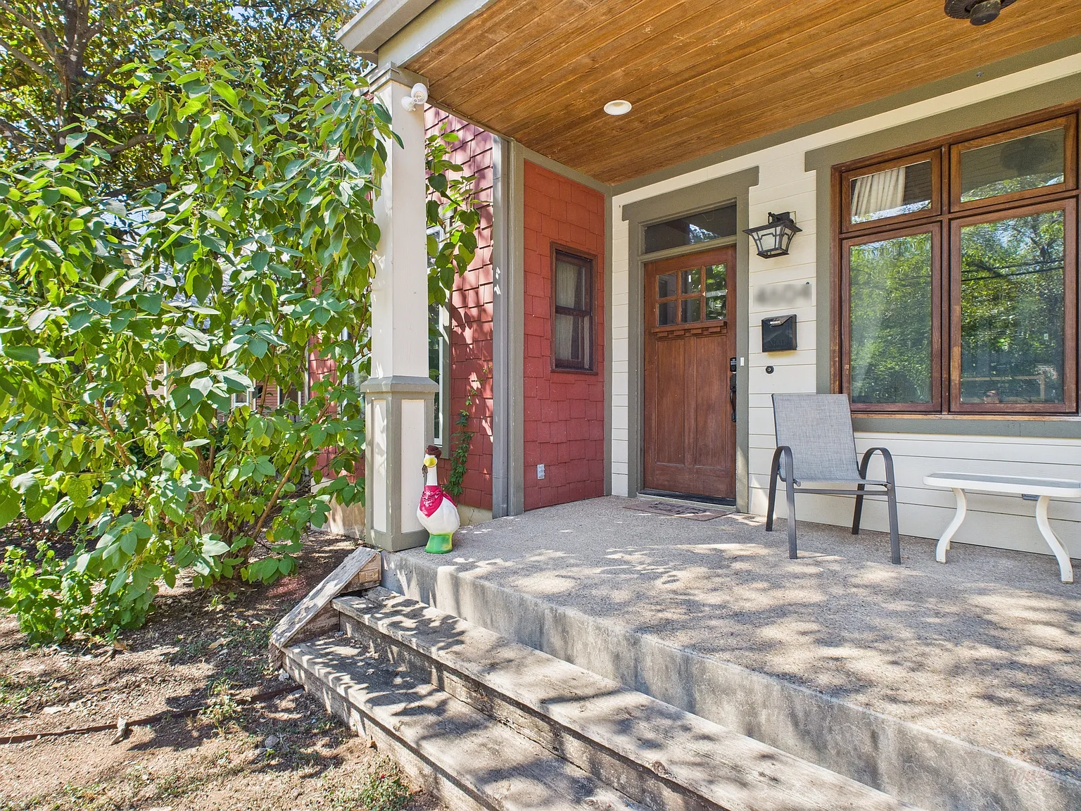 4604 Avenue H — Photo 4