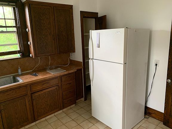 Kitchen with breakfast nook