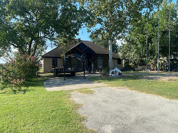 3rd image of 4484 County Road 285