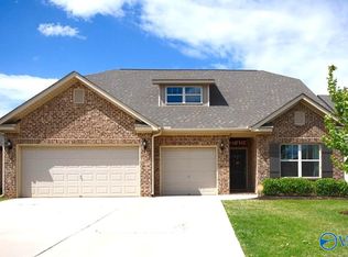 137 Sublett Dr, Hazel Green, AL 35750