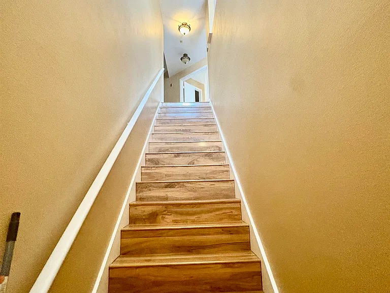 15207 Harbour Vista Cir — Photo 2